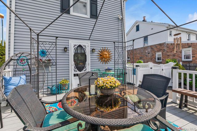 348 Hendrickson Avenue, Valley Stream, NY 11580