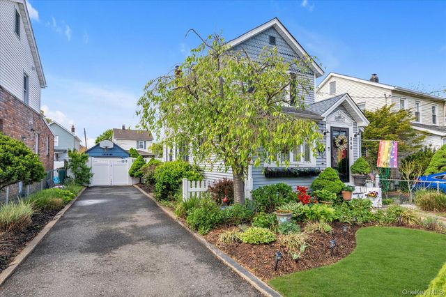 348 Hendrickson Avenue, Valley Stream, NY 11580