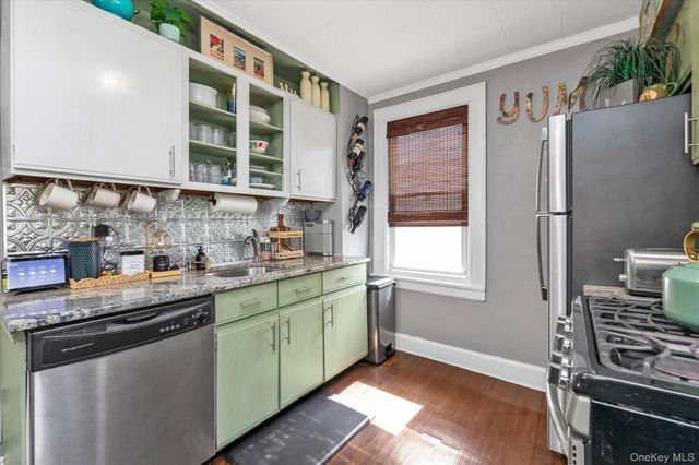 348 Hendrickson Avenue, Valley Stream, NY 11580