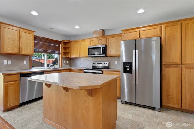 602 163rd Street S, Spanaway, WA 98387