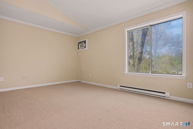 20 East Pembroke Road 28, Danbury, CT 06811
