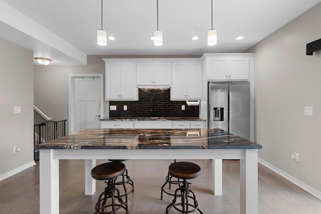 3442 LEEDS CASTLE DRIVE, Green Bay, WI 54313