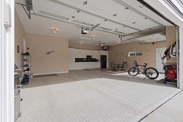 3442 LEEDS CASTLE DRIVE, Green Bay, WI 54313