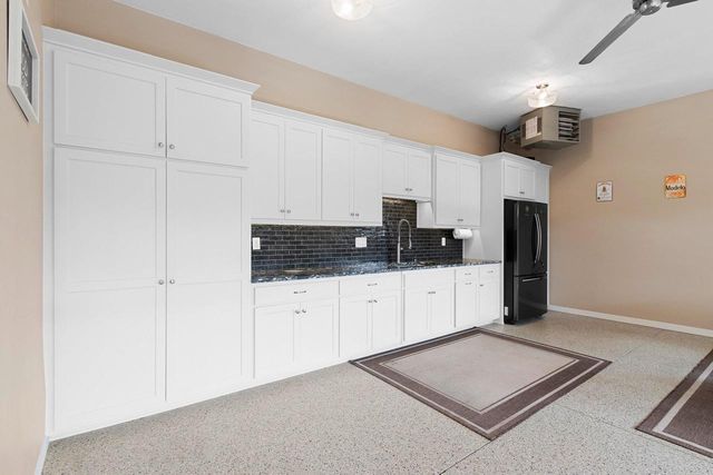 3442 LEEDS CASTLE DRIVE, Green Bay, WI 54313