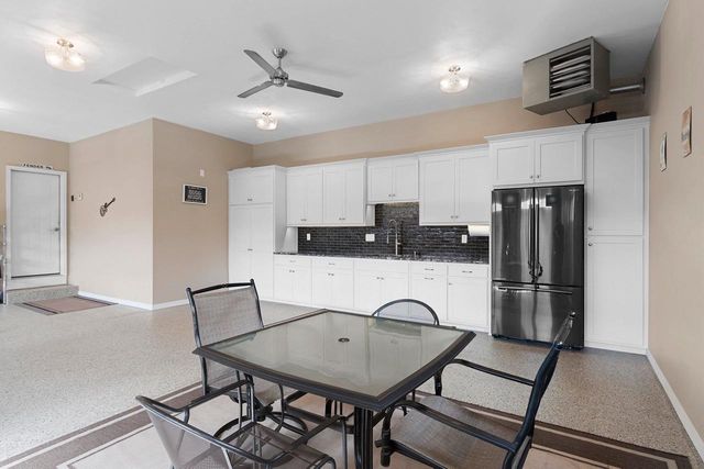 3442 LEEDS CASTLE DRIVE, Green Bay, WI 54313