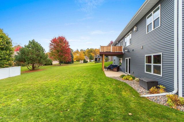 3442 LEEDS CASTLE DRIVE, Green Bay, WI 54313