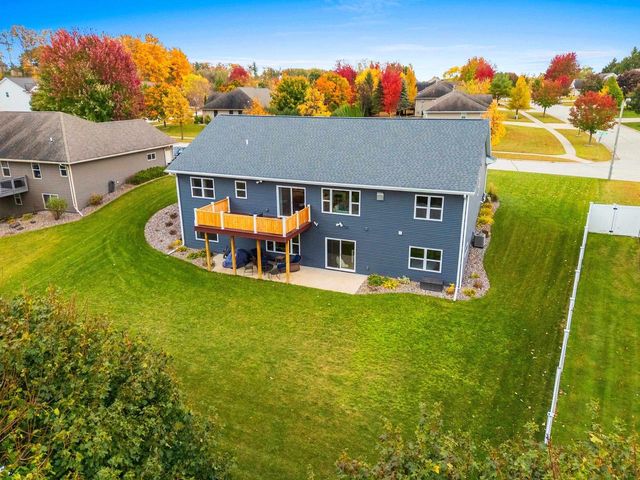 3442 LEEDS CASTLE DRIVE, Green Bay, WI 54313