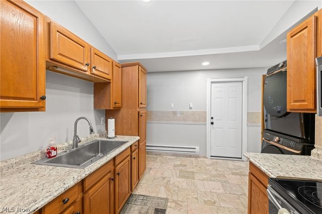 1404 Long Avenue, Lorain, OH 44052