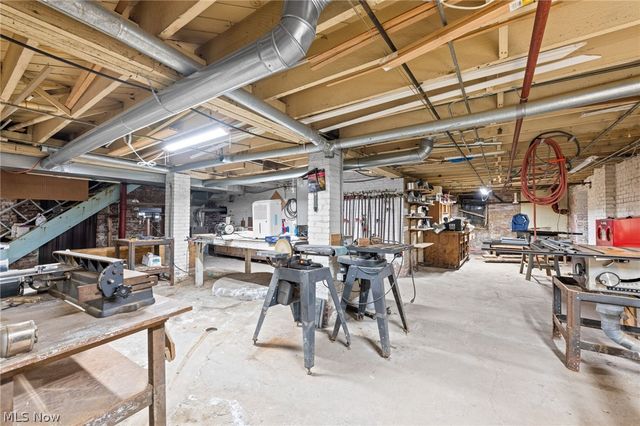 1404 Long Avenue, Lorain, OH 44052