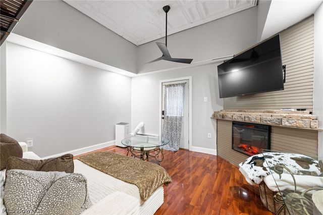 1404 Long Avenue, Lorain, OH 44052