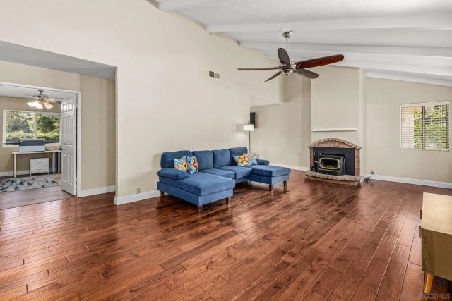 16328 Bassett Ct, Ramona, CA 92065