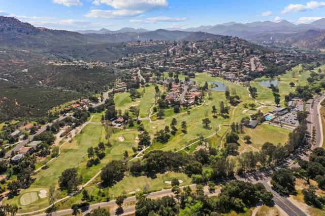 16328 Bassett Ct, Ramona, CA 92065