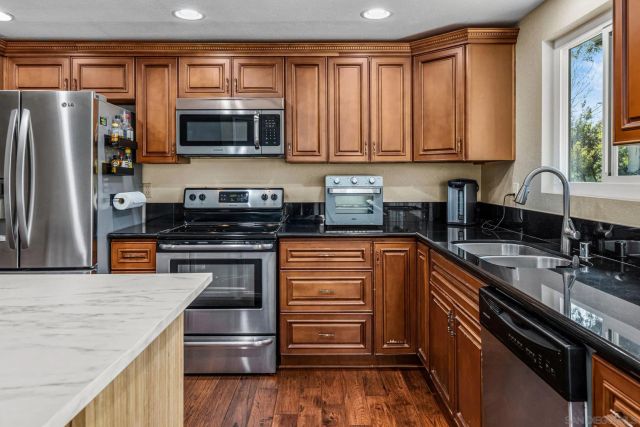 16328 Bassett Ct, Ramona, CA 92065