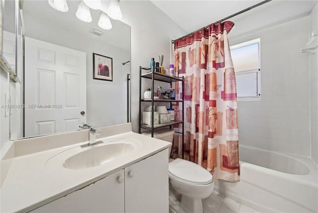 9071 SW 208th Ter, Cutler Bay, FL 33189