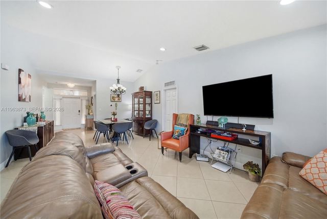 9071 SW 208th Ter, Cutler Bay, FL 33189