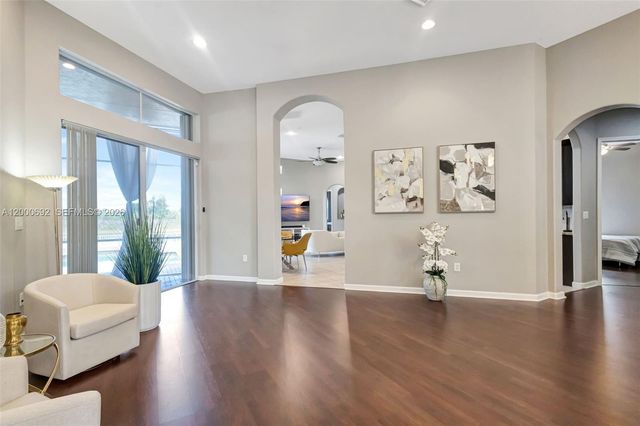 3060 SW 195th Ter, Miramar, FL 33029
