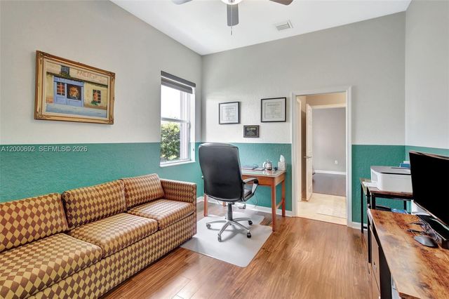 3060 SW 195th Ter, Miramar, FL 33029