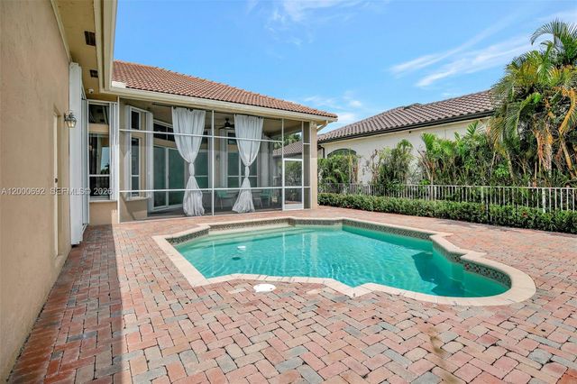 3060 SW 195th Ter, Miramar, FL 33029