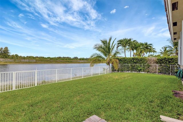 3060 SW 195th Ter, Miramar, FL 33029