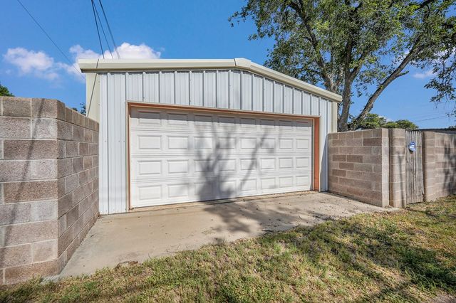1701 Haywood Ave, Odessa, TX 79761