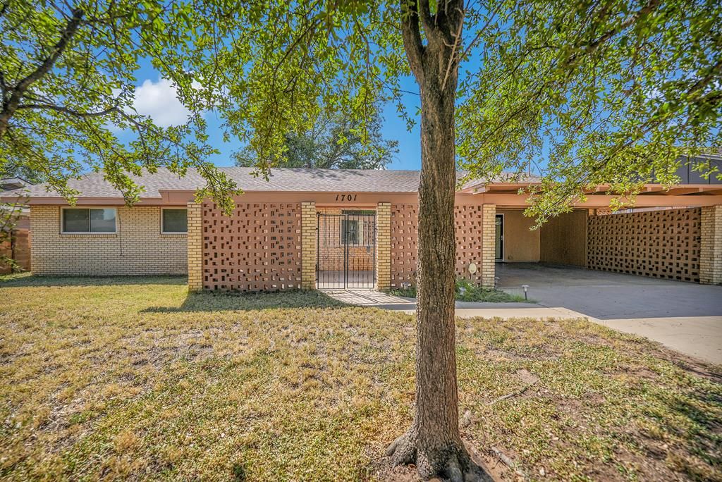 1701 Haywood Ave, Odessa, TX 79761