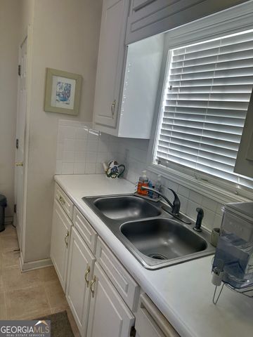 742 N Jacoby Drive, Loganville, GA 30052