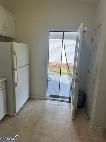 742 N Jacoby Drive, Loganville, GA 30052