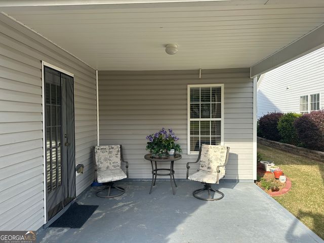 742 N Jacoby Drive, Loganville, GA 30052