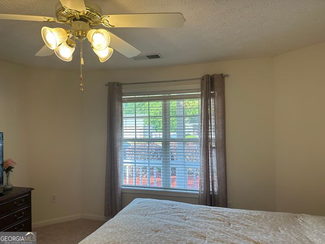 742 N Jacoby Drive, Loganville, GA 30052