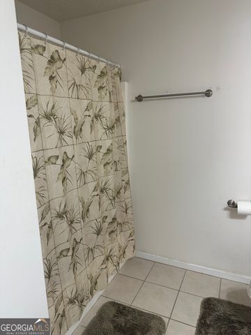 742 N Jacoby Drive, Loganville, GA 30052