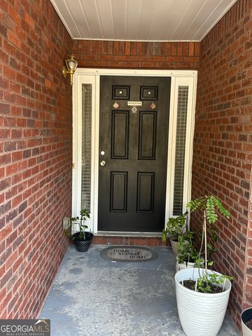742 N Jacoby Drive, Loganville, GA 30052