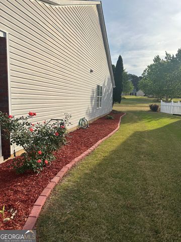 742 N Jacoby Drive, Loganville, GA 30052