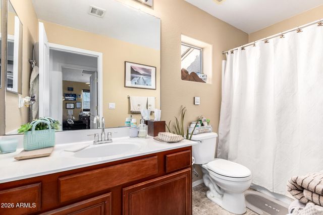 8018 W BECK Lane, Peoria, AZ 85382