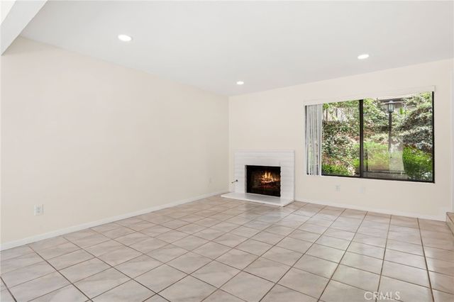 5424 Via Alberca, Riverside, CA 92507