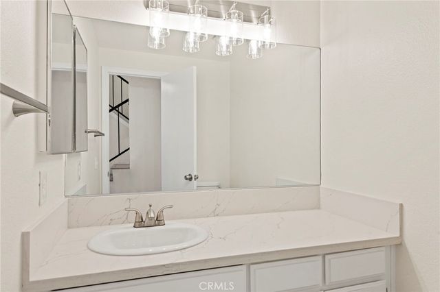 5424 Via Alberca, Riverside, CA 92507
