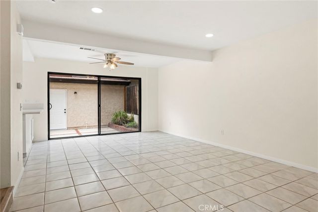 5424 Via Alberca, Riverside, CA 92507
