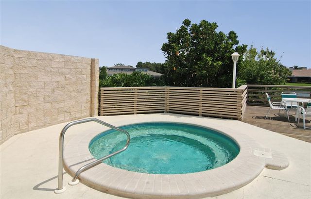 4683 WINSTON LANE N 30, Sarasota, FL 34235