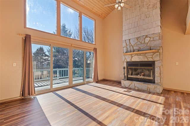 286 Pioneer Ridge Road, Canton, NC 28716