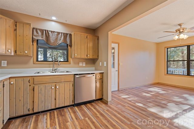 286 Pioneer Ridge Road, Canton, NC 28716