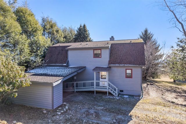 286 Pioneer Ridge Road, Canton, NC 28716