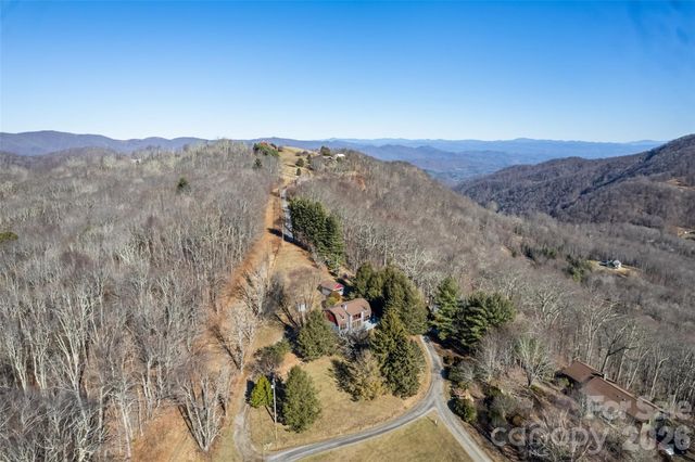 286 Pioneer Ridge Road, Canton, NC 28716