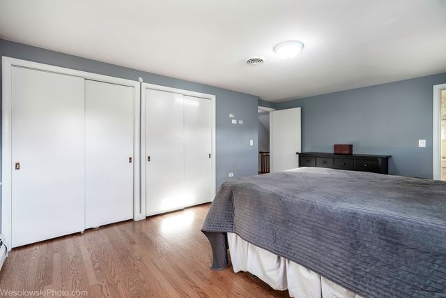 6400 N KNOX Avenue, Lincolnwood, IL 60712