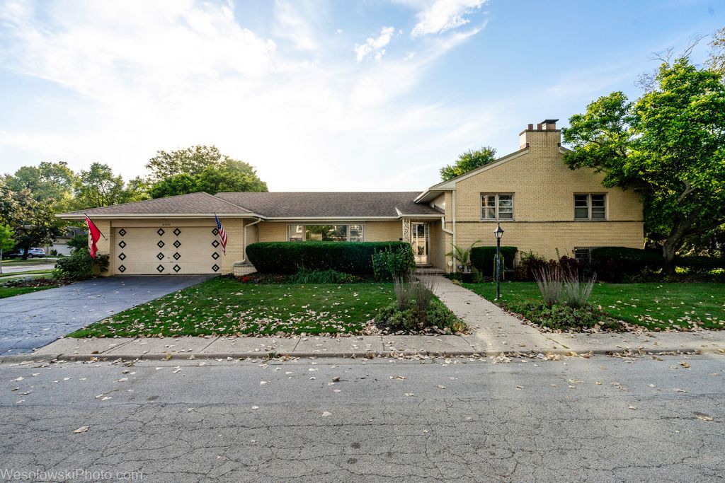 6400 N KNOX Avenue, Lincolnwood, IL 60712