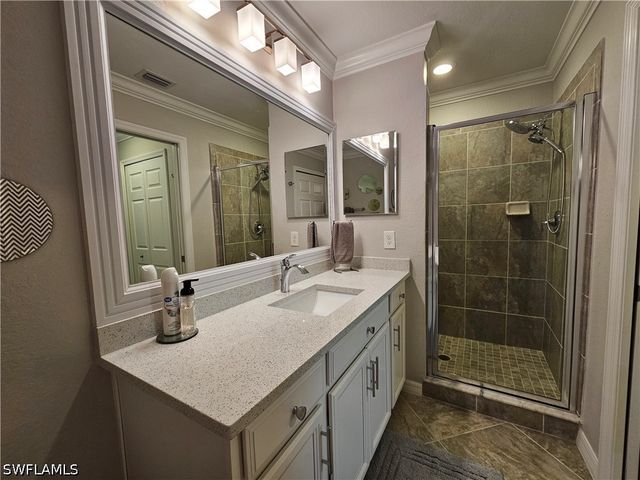 9596 Trevi CT 5428, Naples, FL 34113