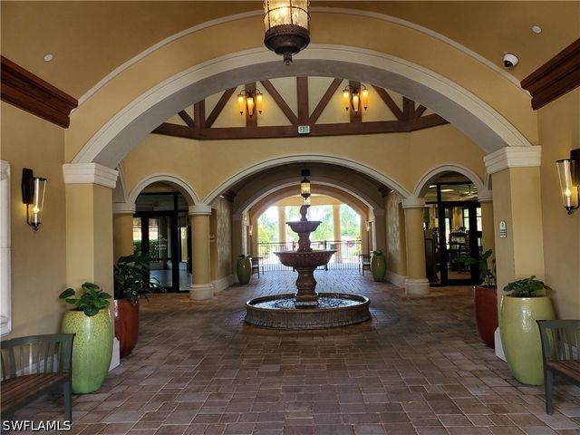 9596 Trevi CT 5428, Naples, FL 34113