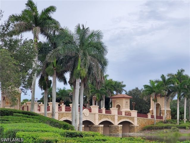 9596 Trevi CT 5428, Naples, FL 34113