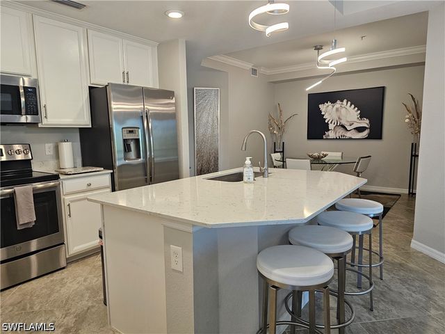 9596 Trevi CT 5428, Naples, FL 34113