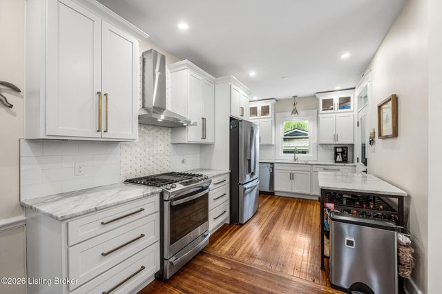 2212 Eastview Ave, Louisville, KY 40205