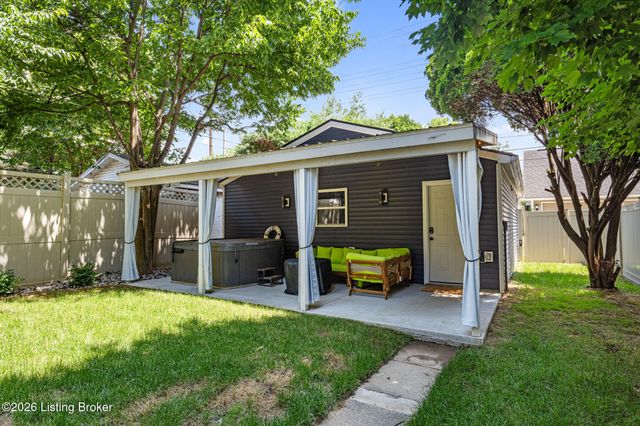 2212 Eastview Ave, Louisville, KY 40205