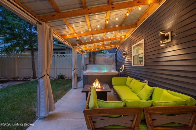 2212 Eastview Ave, Louisville, KY 40205